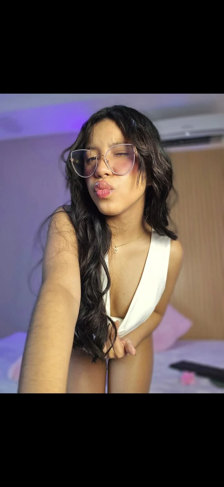 XXX Porn Photo of Nude emily_sweett24 48