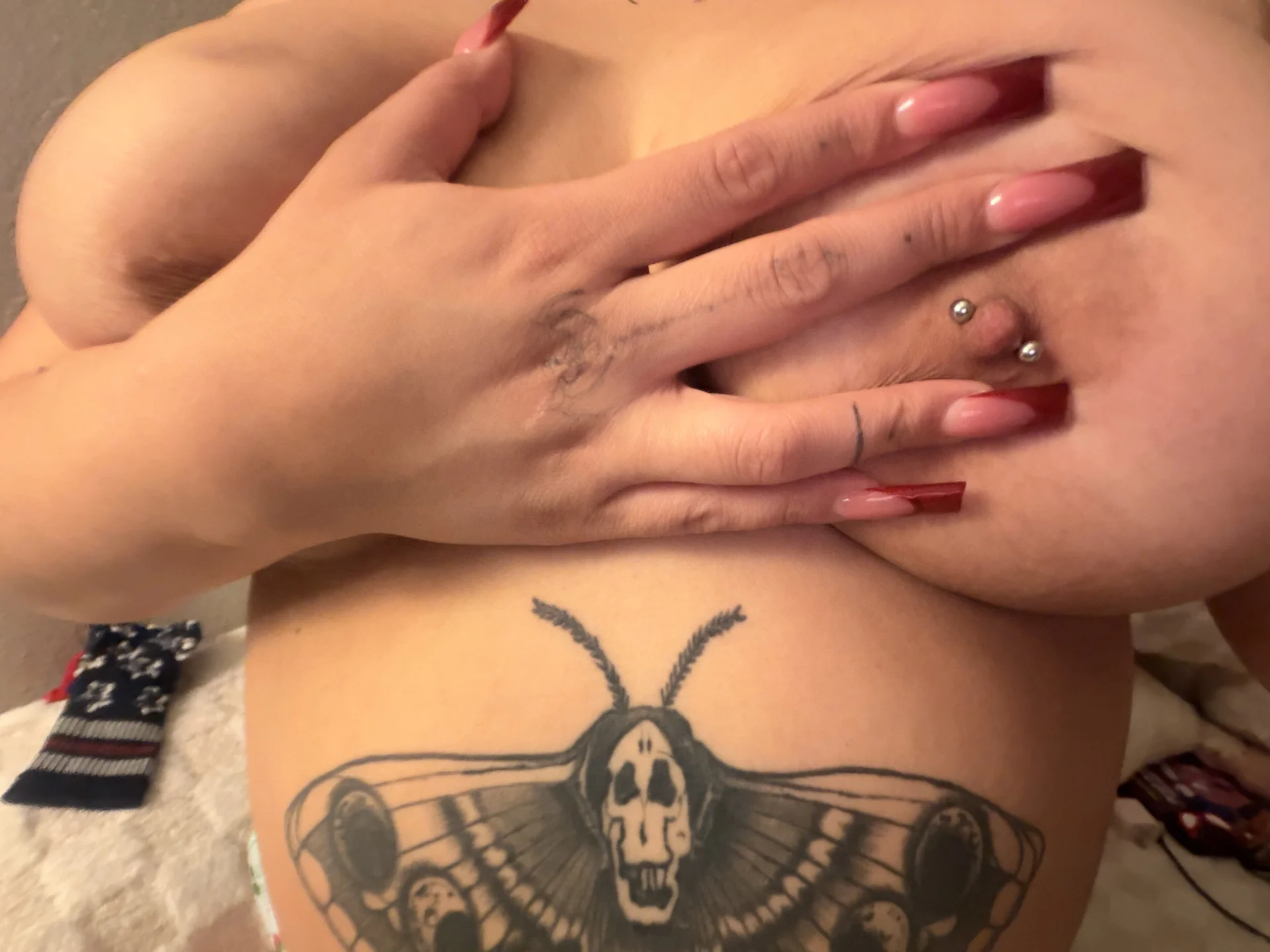 XXX Porn Photo of Nude llana_satin 3