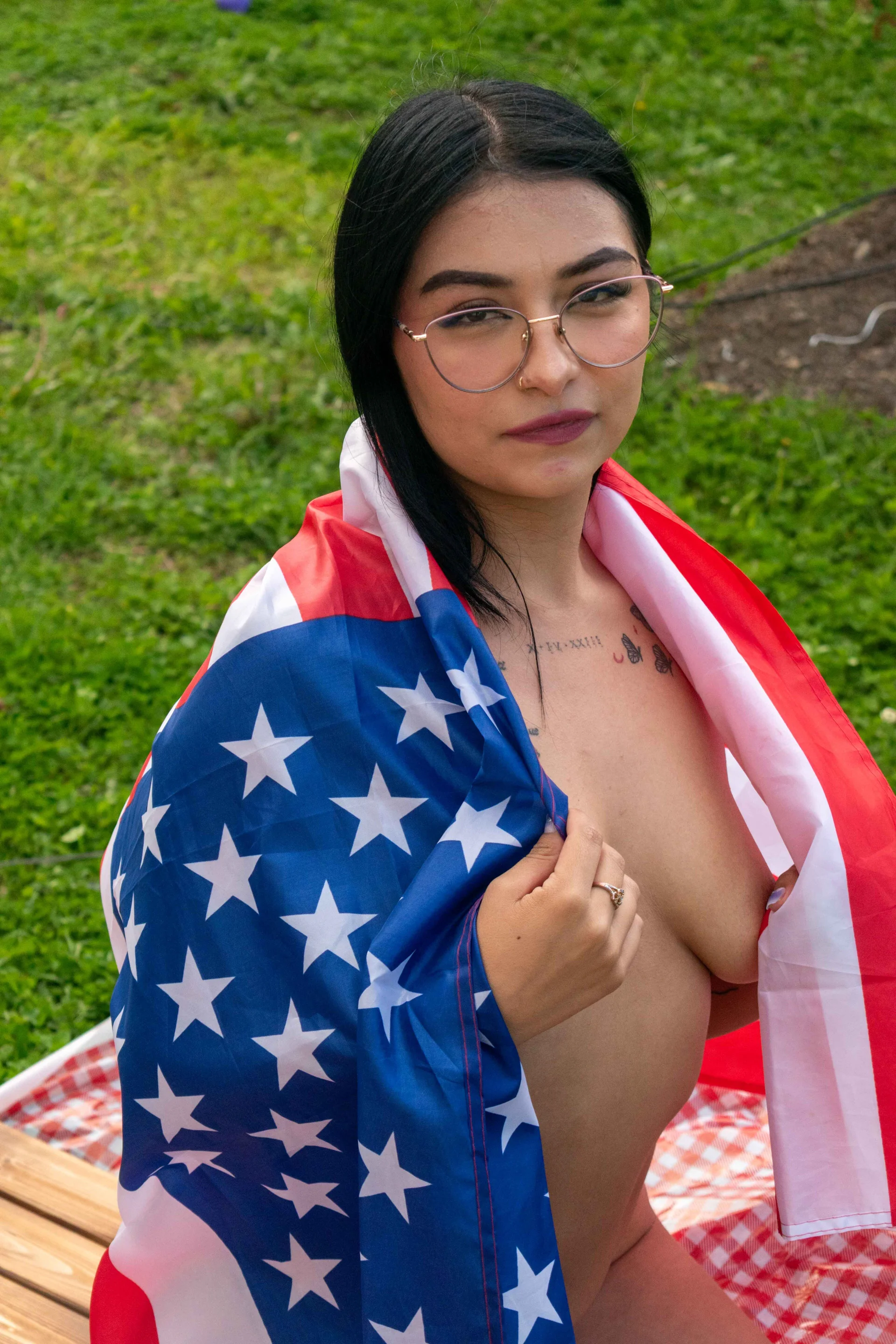 XXX Porn Photo of Nude idk_24_ 1