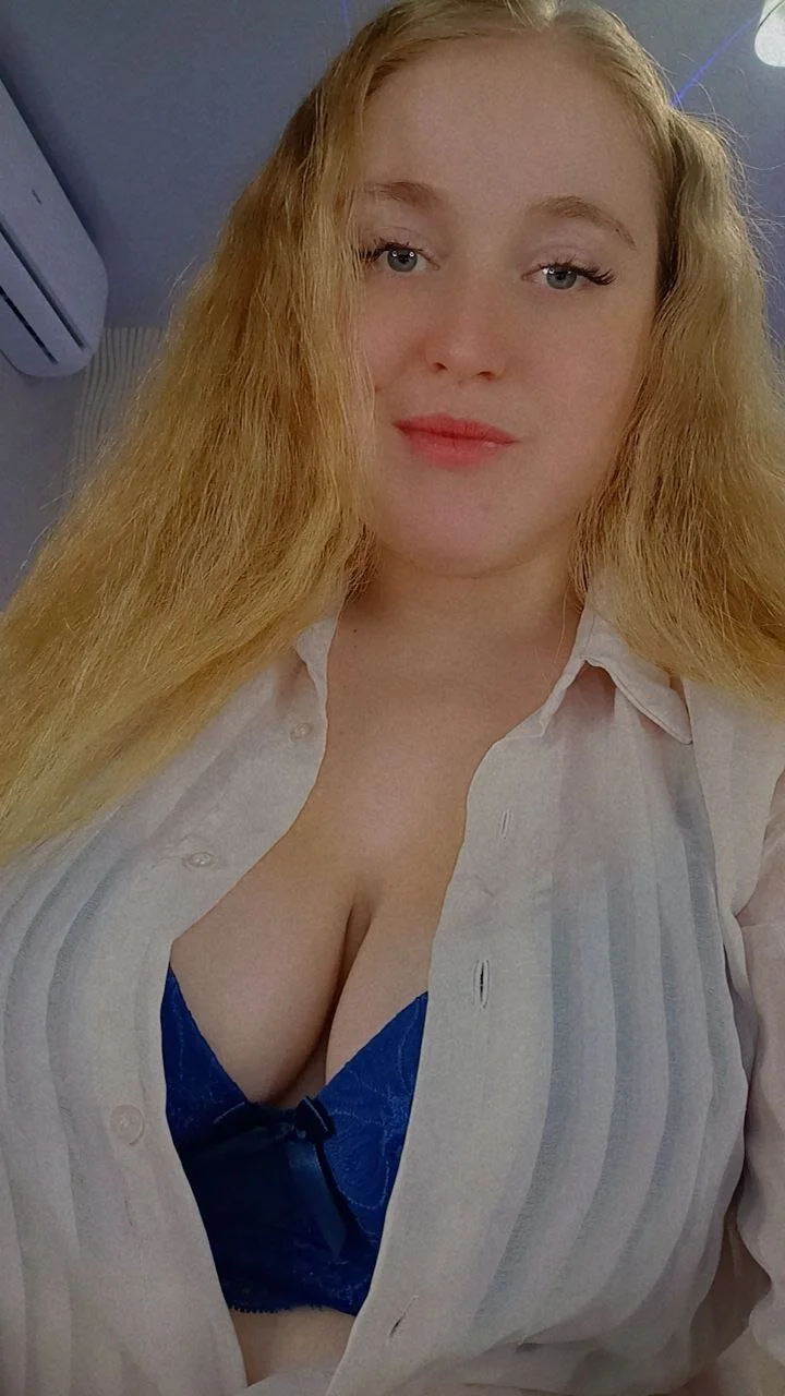 XXX Porn Photo of Nude Kate_Moan 2