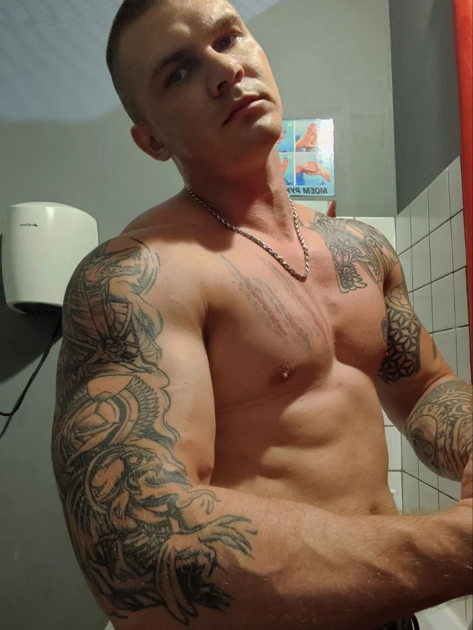 XXX Porn Photo of Nude MrrKray 5