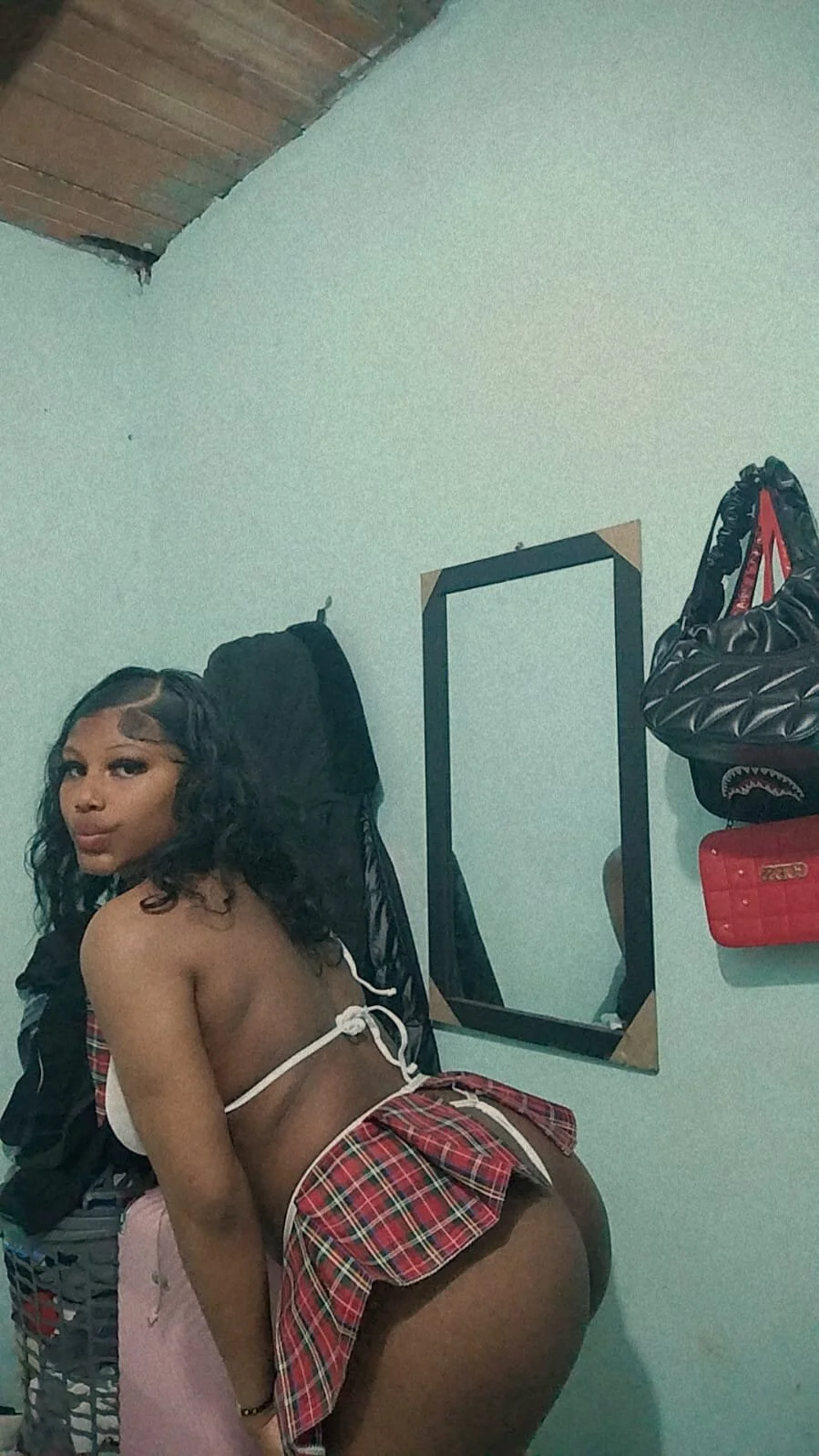 XXX Porn Photo of Nude IM_Ambar_LS 2