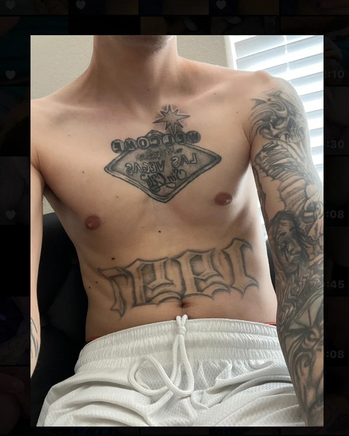 XXX Porn Photo of Nude JuicyJoshy 113