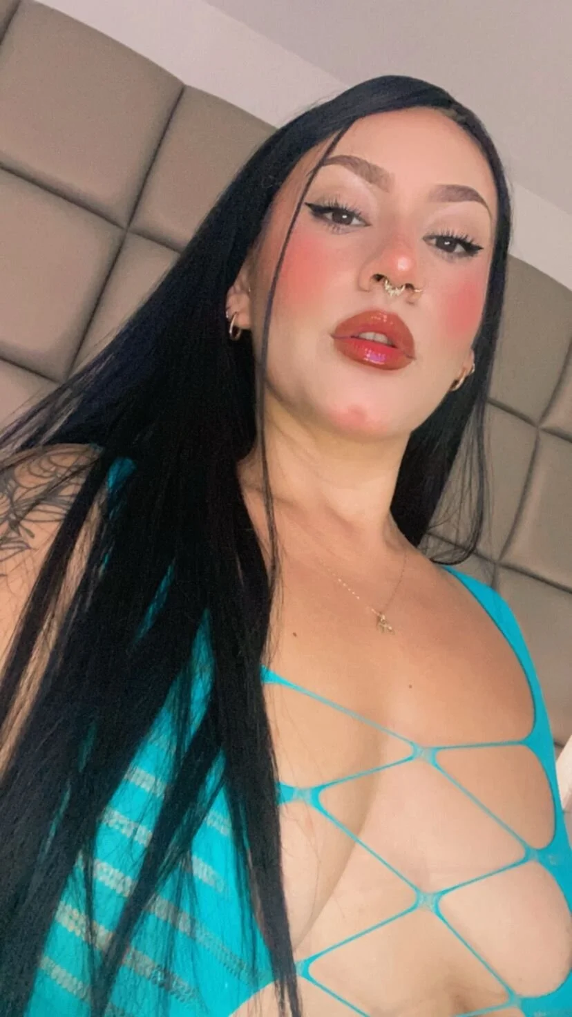 XXX Porn Photo of Nude Emily_robertss 97