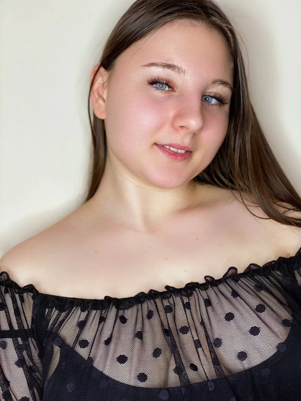 XXX Porn Photo of Nude gohardmily 4