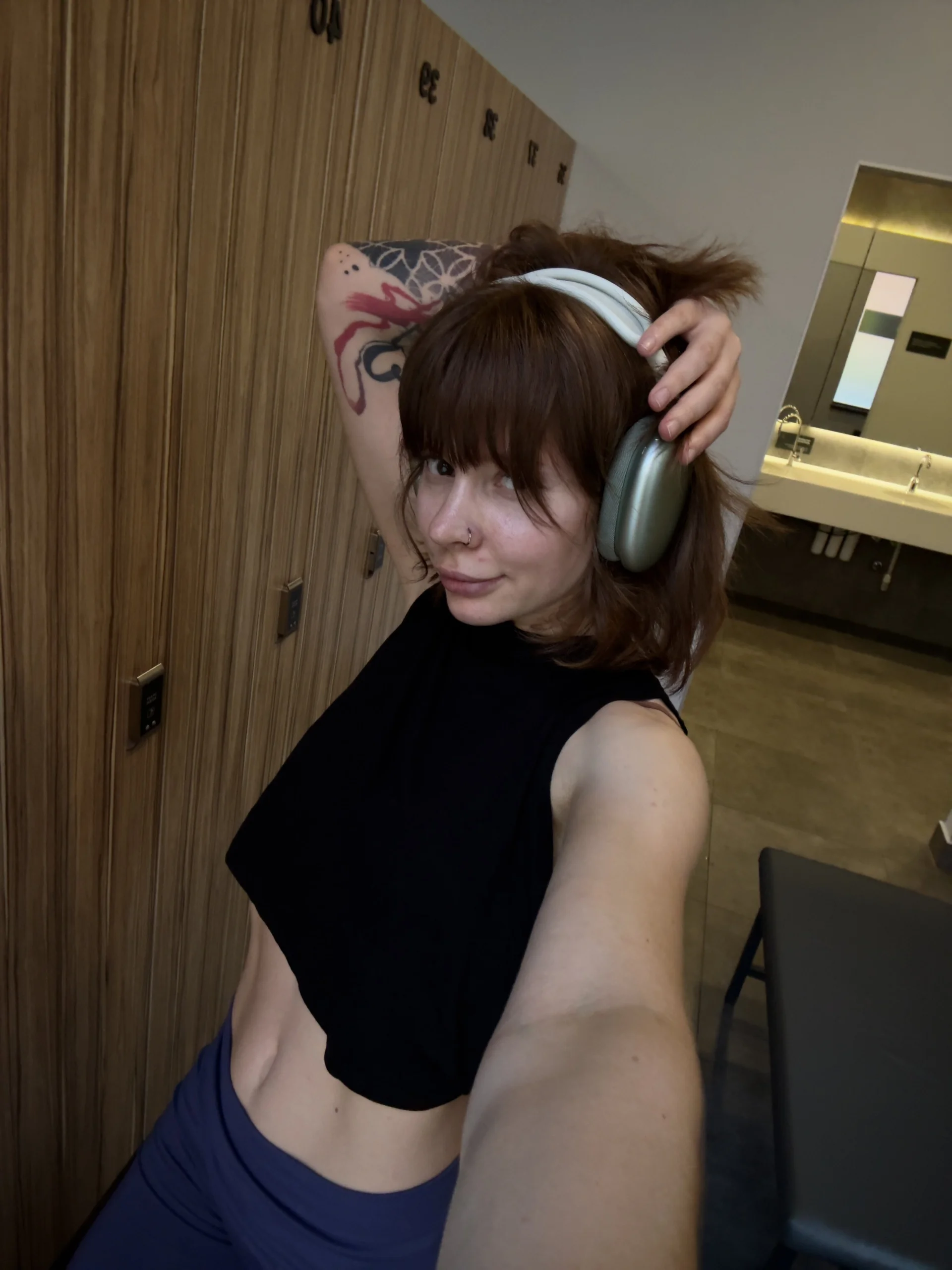 XXX Porn Photo of Nude Oopsfoxy 384