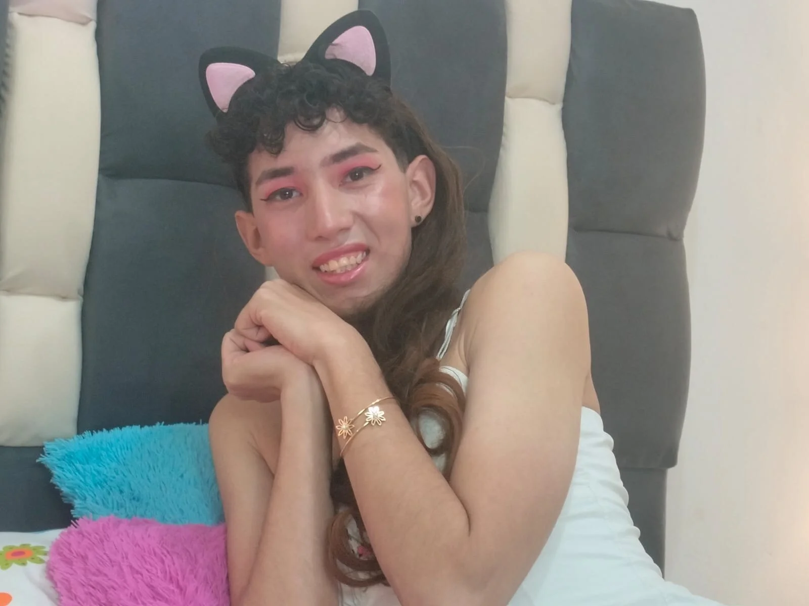 XXX Porn Photo of Nude loverisu-coral 3