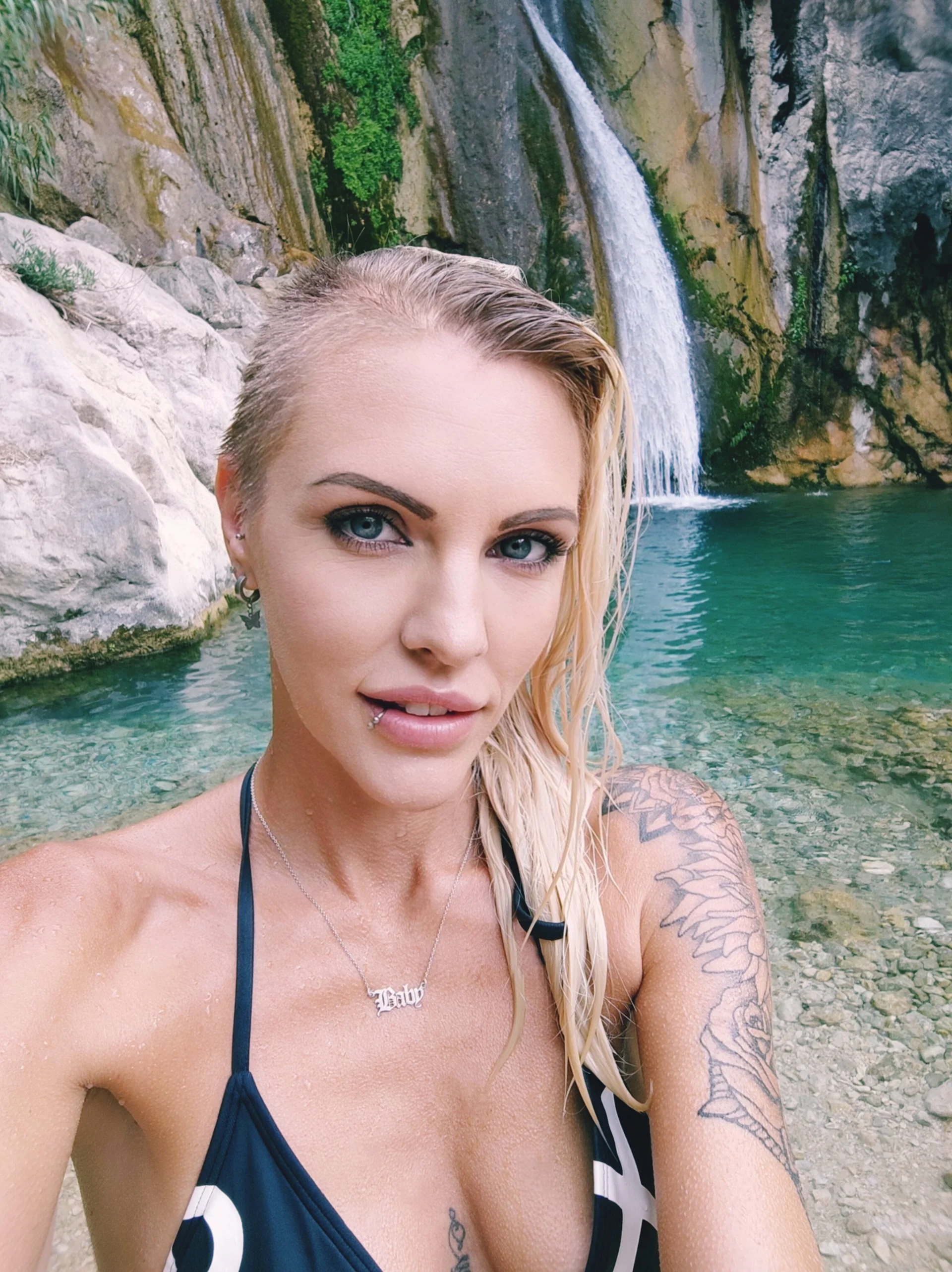 XXX Porn Photo of Nude UK_Tall_Barbie_Slut 16