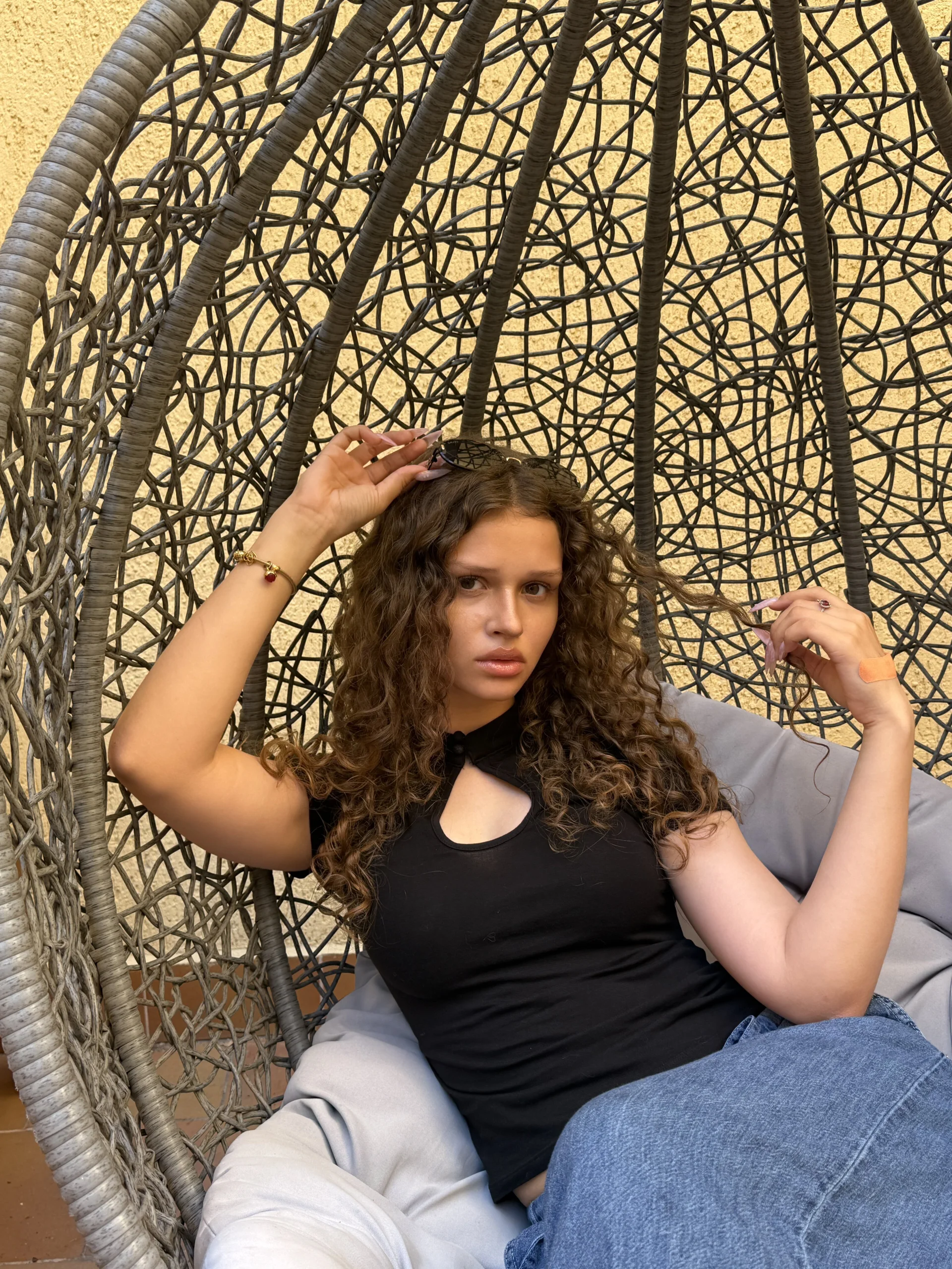 XXX Porn Photo of Nude CurlyElina 4