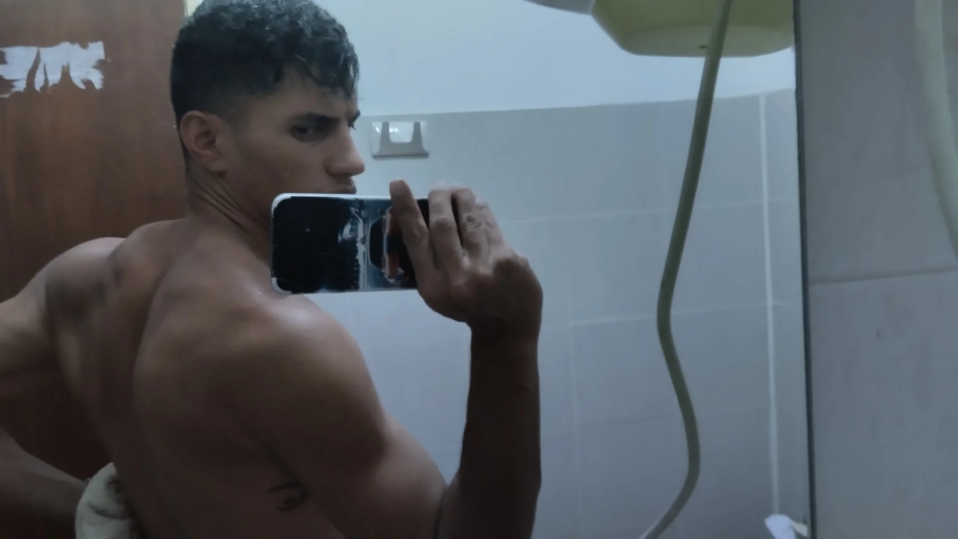XXX Porn Photo of Nude Bigbells 2