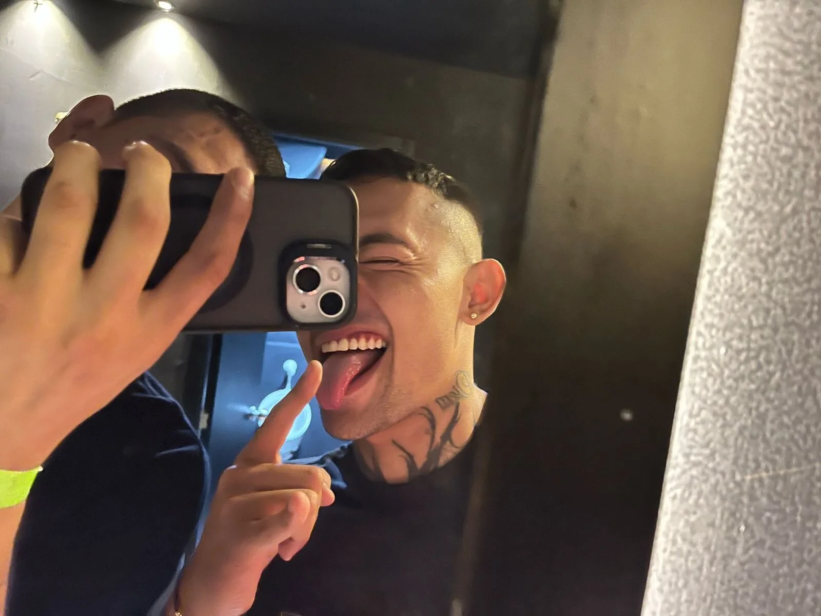 XXX Porn Photo of Nude santiago_rick 1