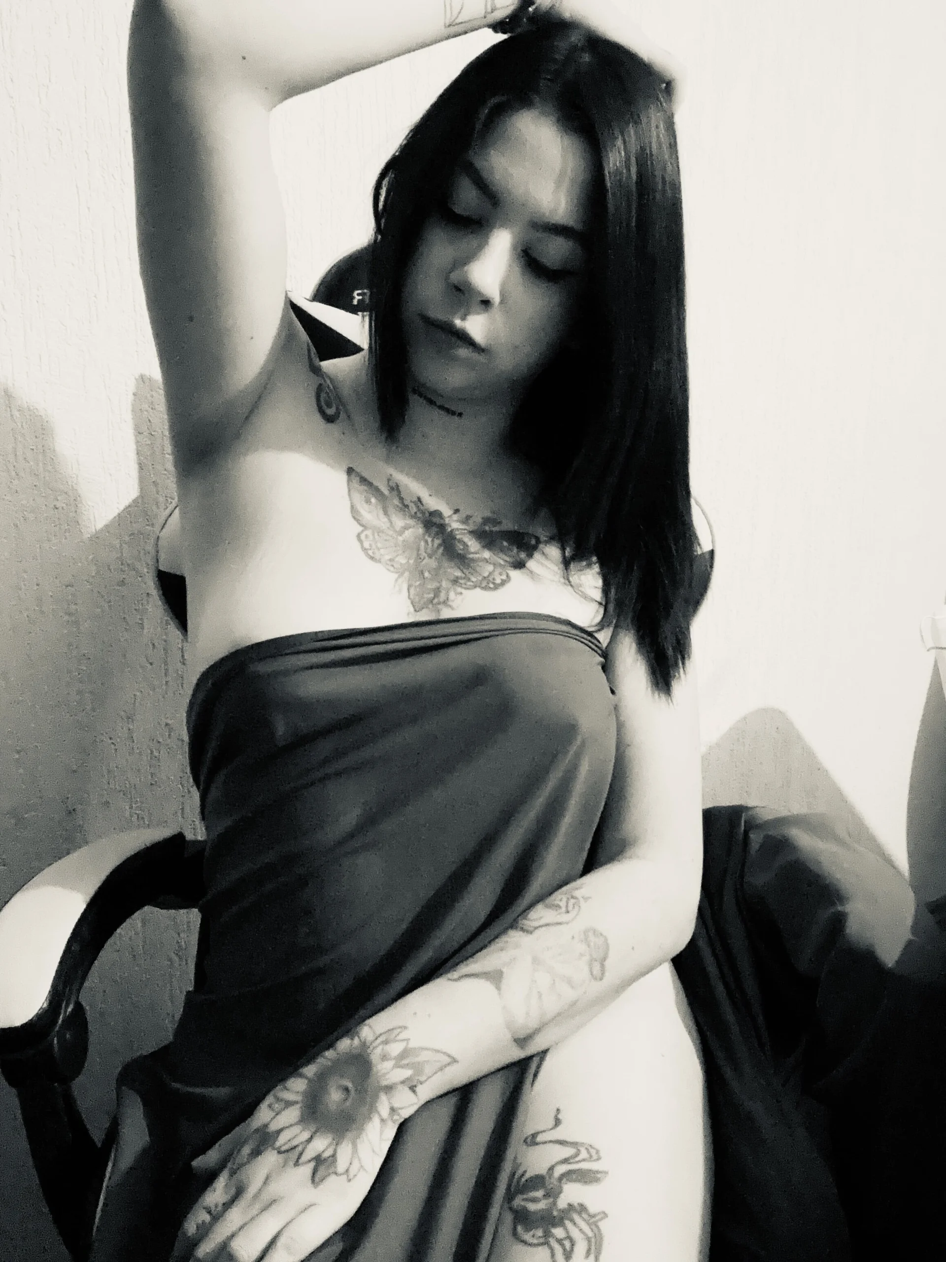 XXX Porn Photo of Nude LaGueraDelMar 17