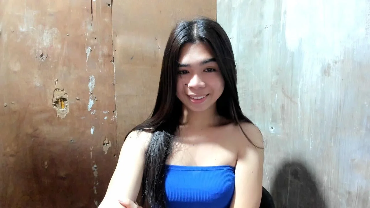 XXX Porn Photo of Nude UrHotSexyShine 5
