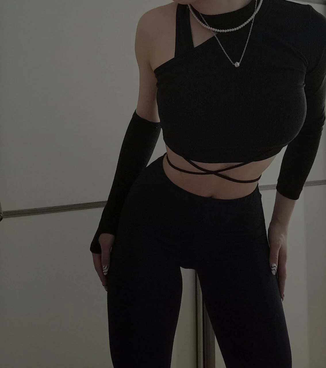 XXX Porn Photo of Nude Emma_Frosty 2