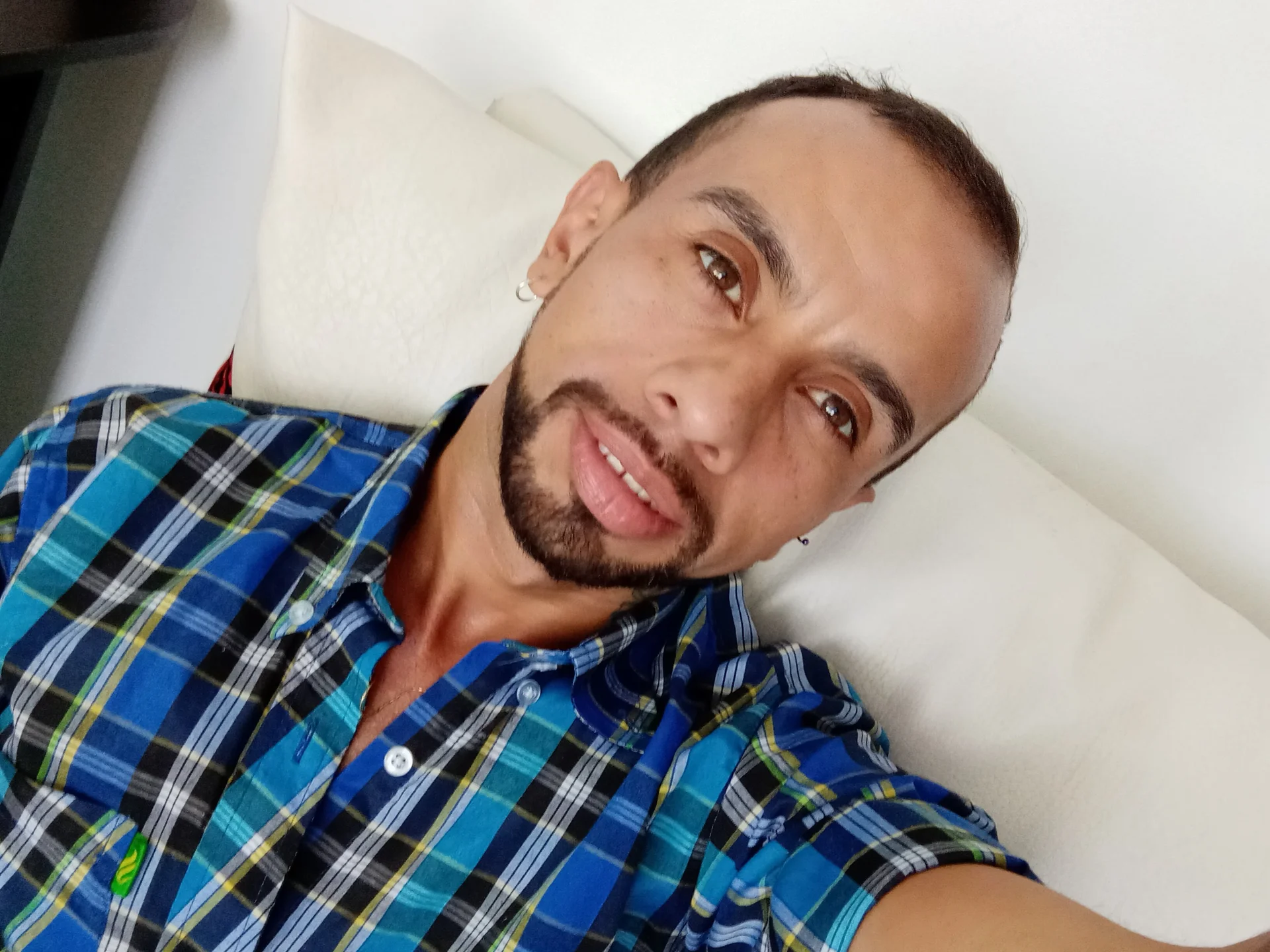 XXX Porn Photo of Nude Arian_Pervert 15