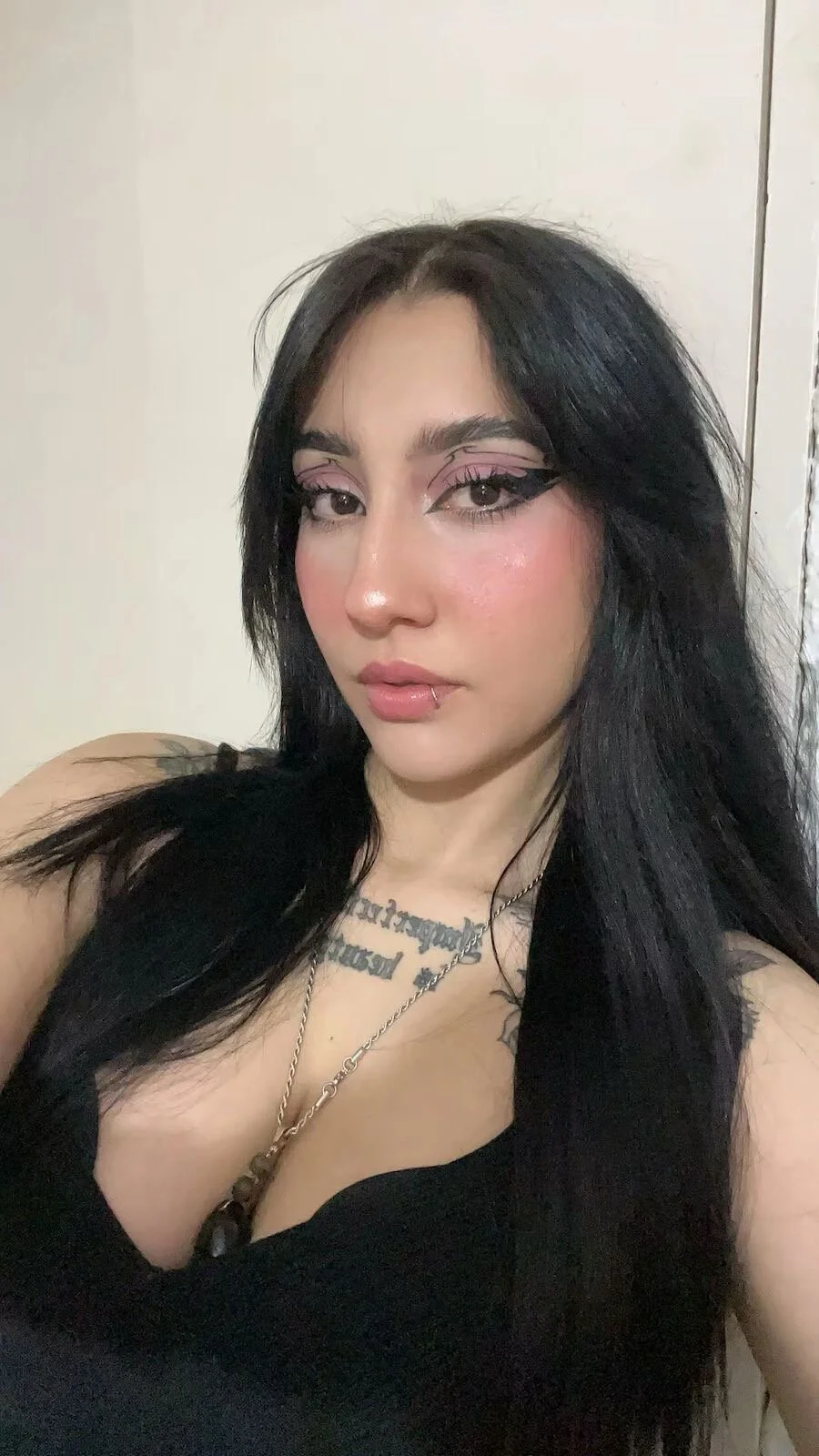 XXX Porn Photo of Nude Zeyra_pink 2