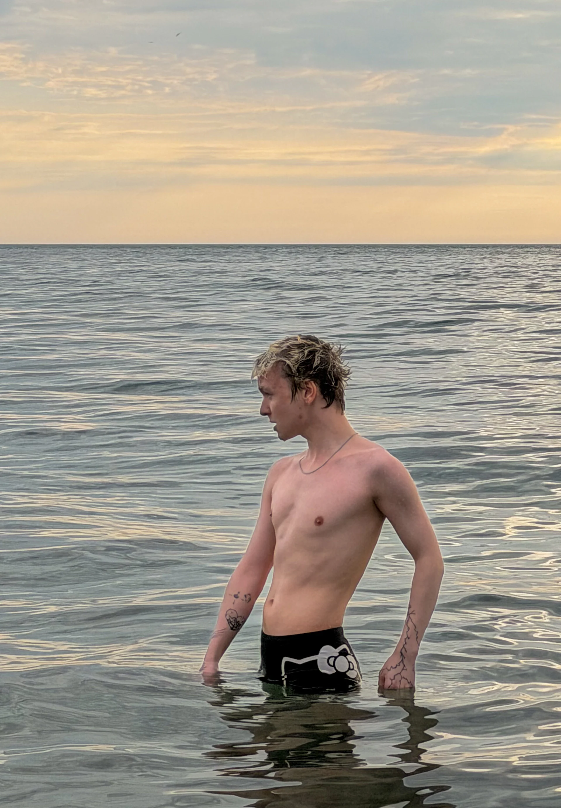 XXX Porn Photo of Nude Logan_mett 12