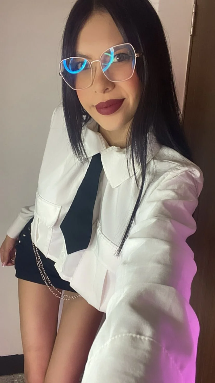 XXX Porn Photo of Nude Sara_swift9 9
