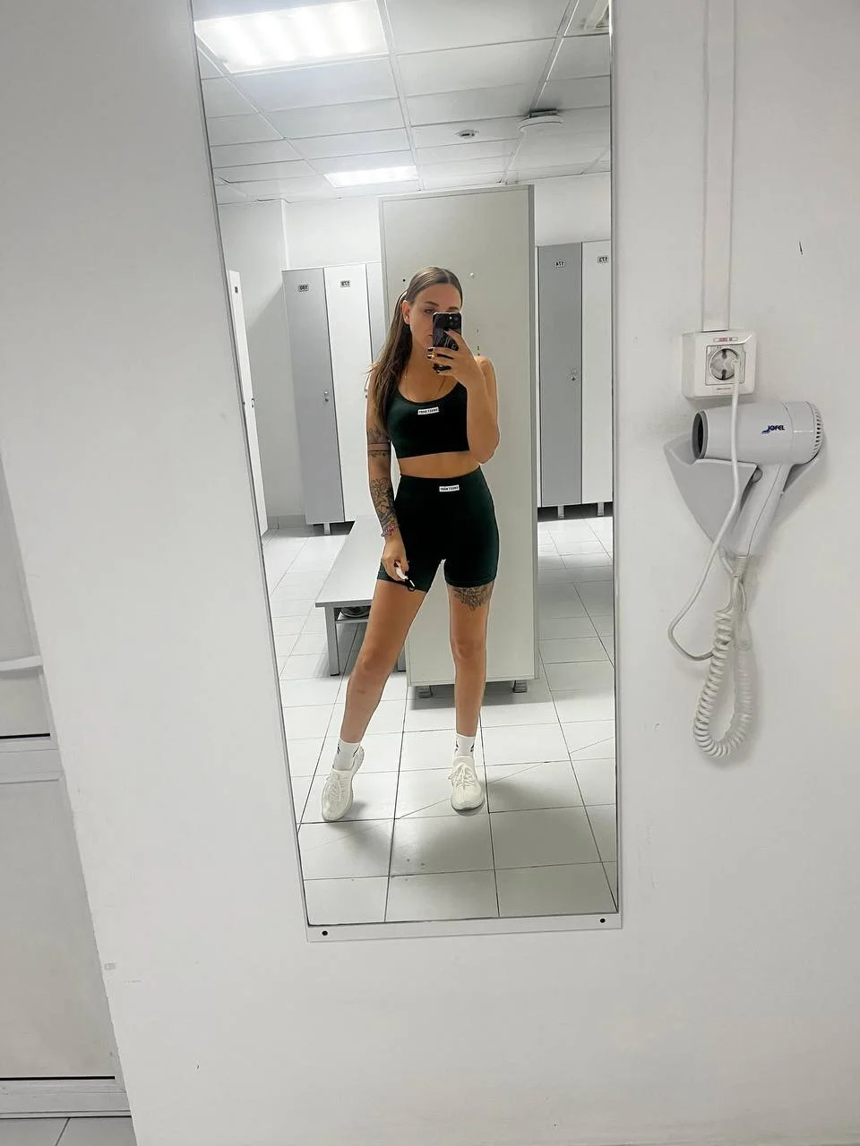 XXX Porn Photo of Nude Violetwin 5
