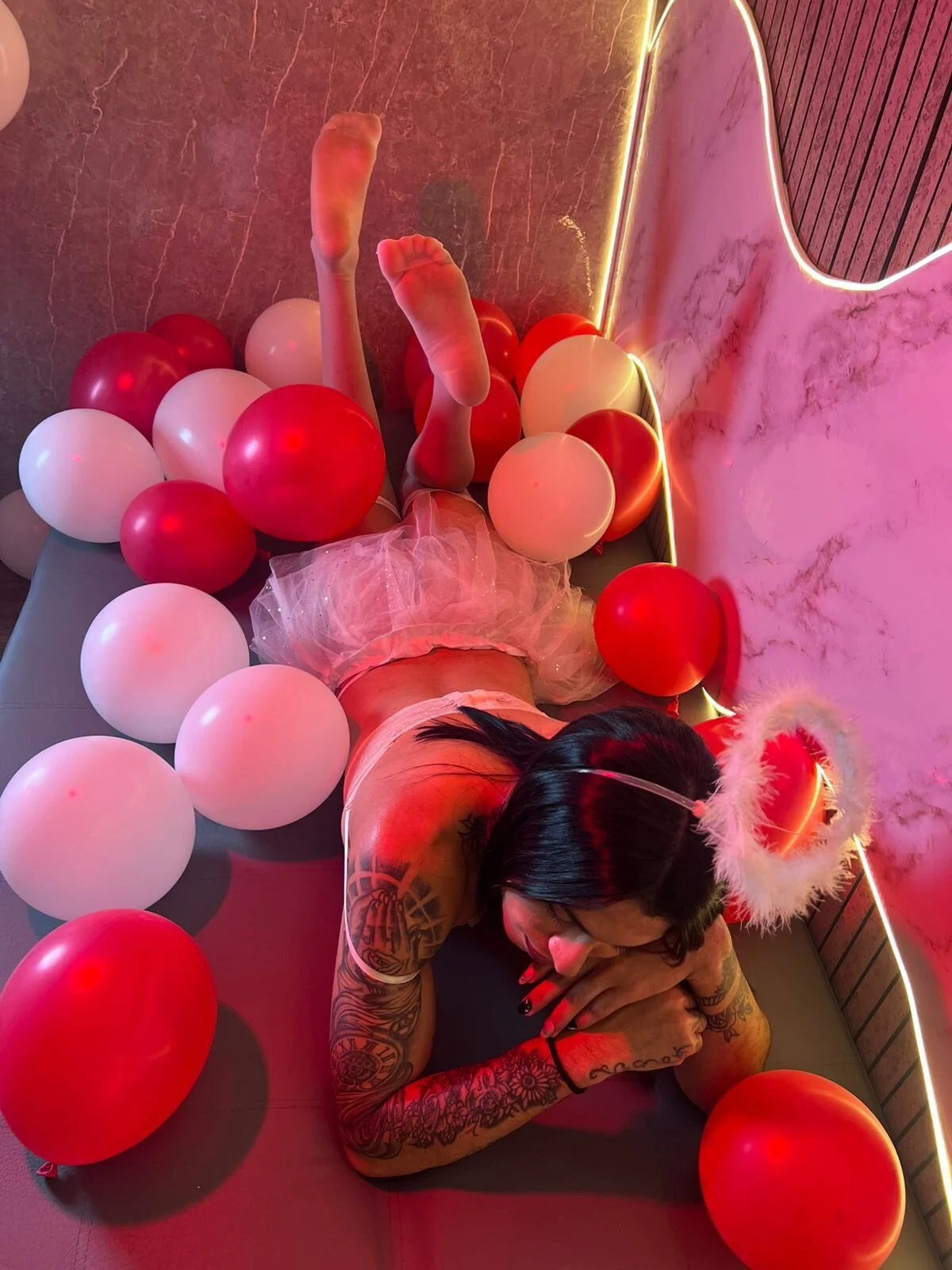 XXX Porn Photo of Nude ArohomLester 23
