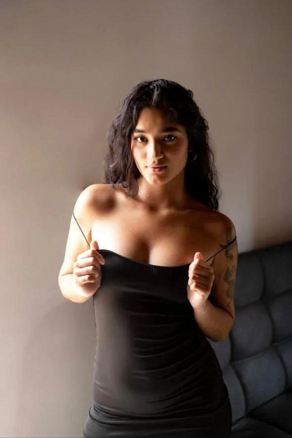 XXX Porn Photo of Nude charlotte_9999 4