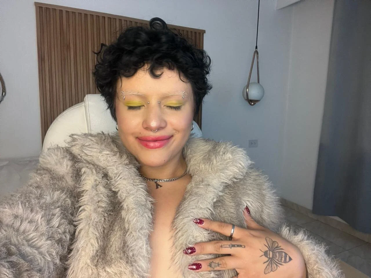 XXX Porn Photo of Nude Alaska_deluxe 297
