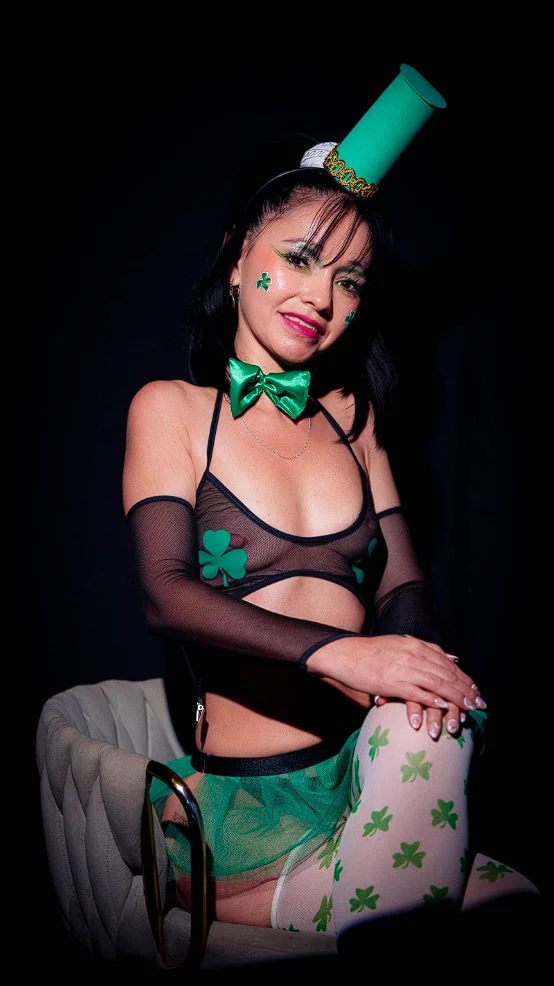 XXX Porn Photo of Nude Naughtymilfx__ 6