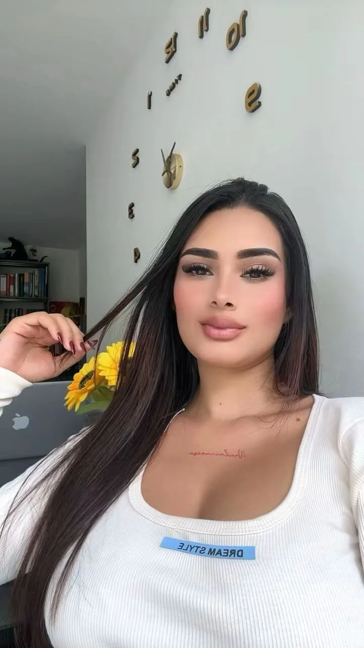 XXX Porn Photo of Nude ariahudsonn 2