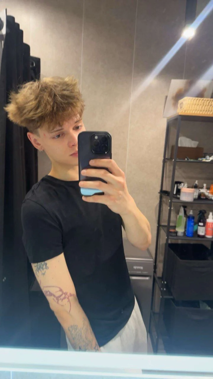 XXX Porn Photo of Nude Kevin_bucks 2