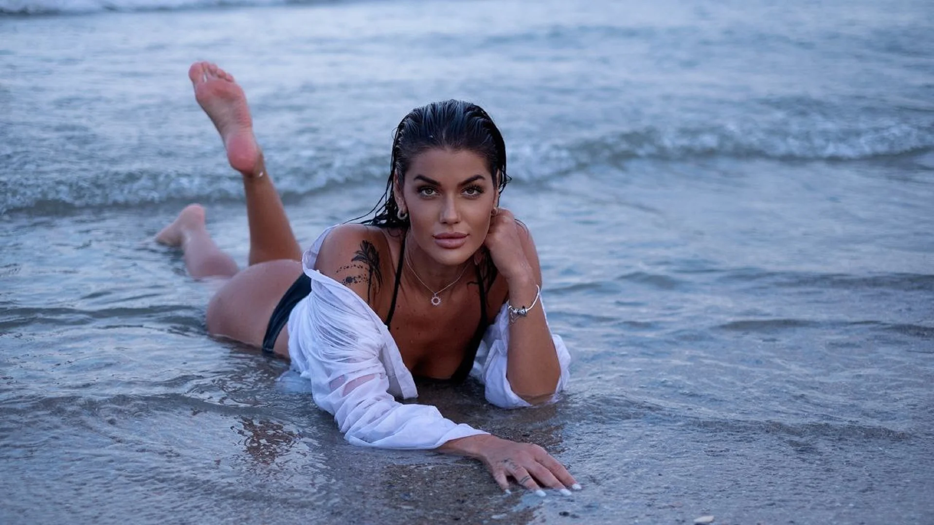 XXX Porn Photo of Nude YvonneEverlee 34