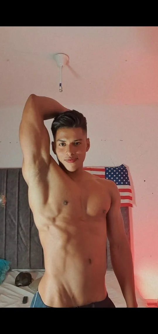 XXX Porn Photo of Nude ken__owens 54