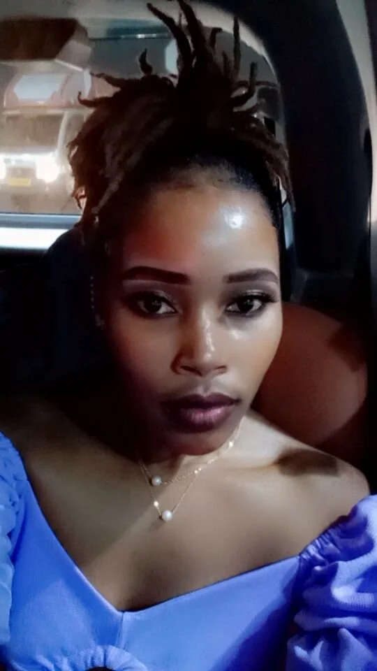 XXX Porn Photo of Nude bubblyzari 1