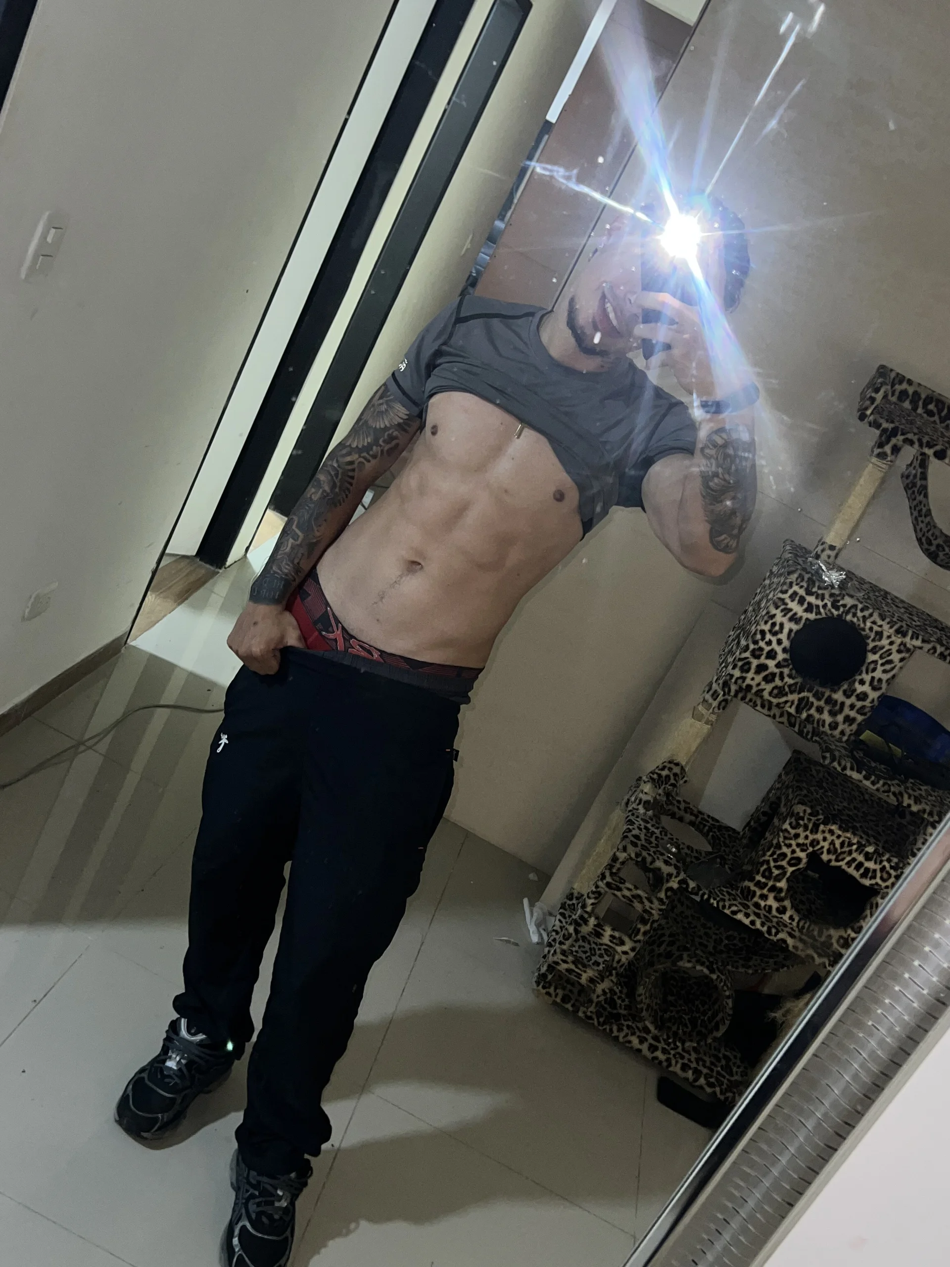 XXX Porn Photo of Nude Noah_Sins 1