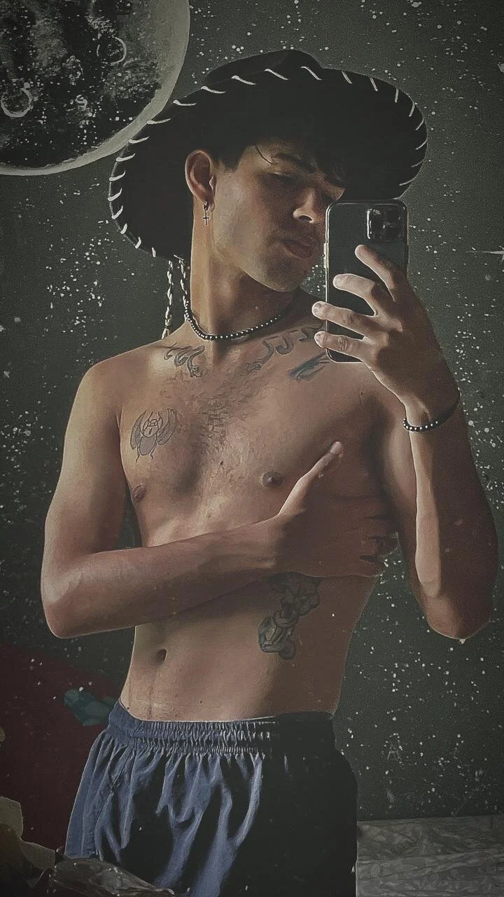XXX Porn Photo of Nude mike_smith03 7
