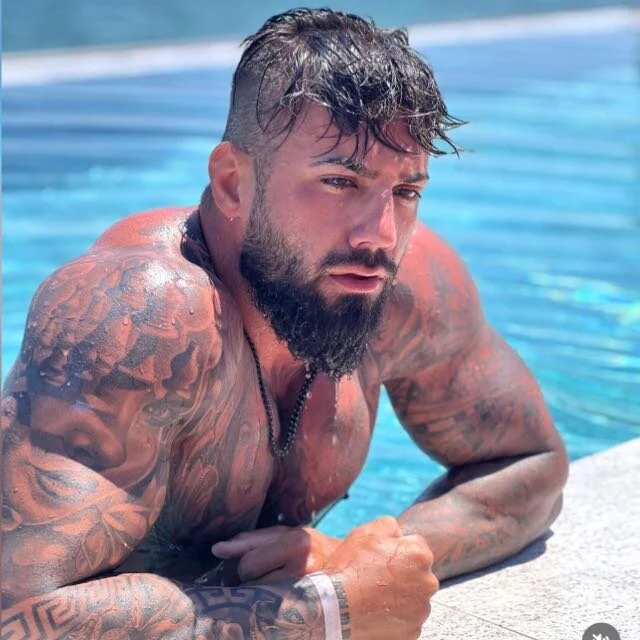 XXX Porn Photo of Nude masterkingofmusclee 2