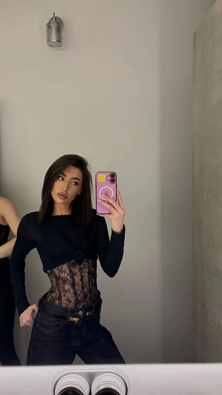 XXX Porn Photo of Nude Nyxie_Black 2