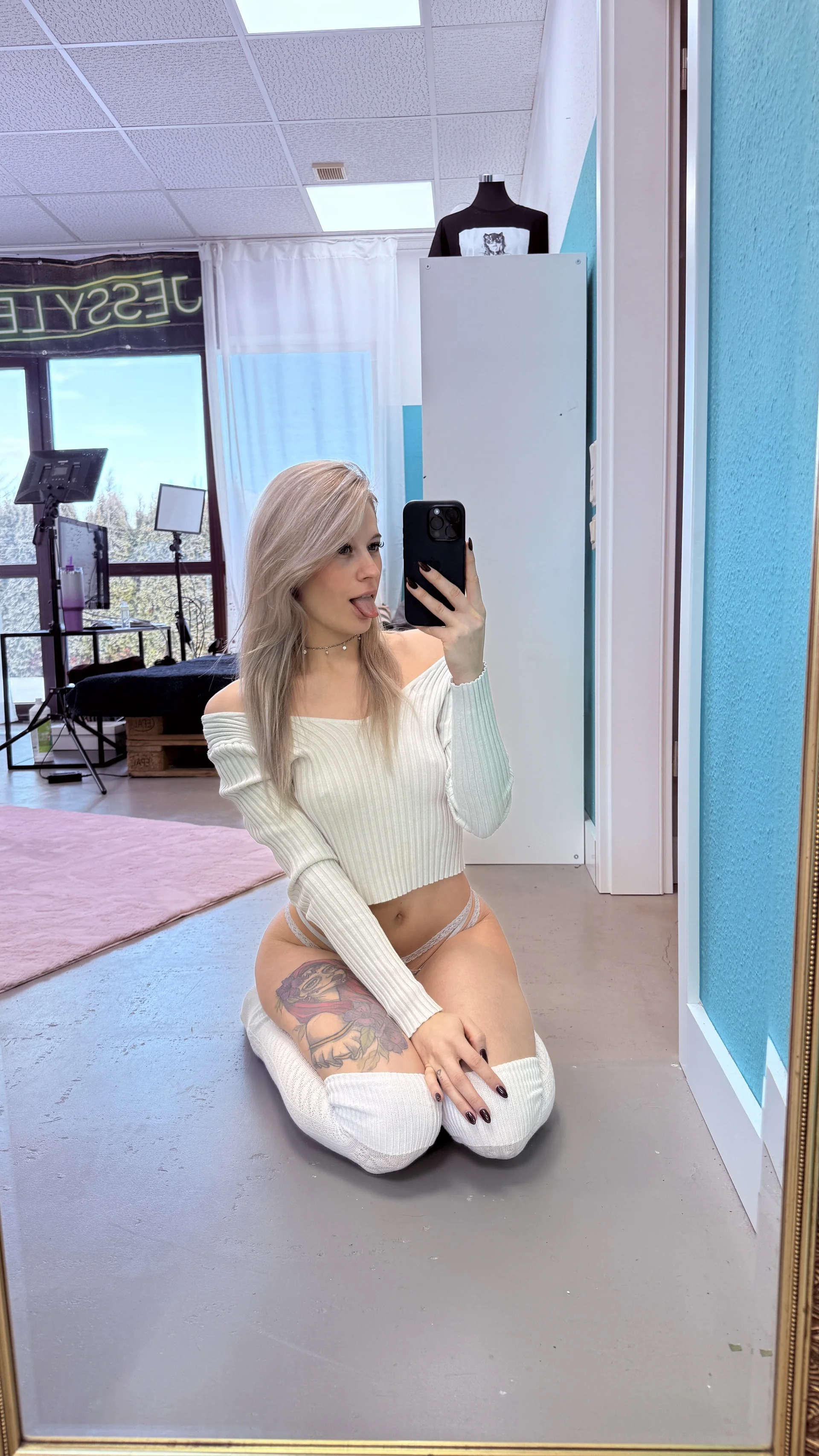 XXX Porn Photo of Nude JessyLey 3