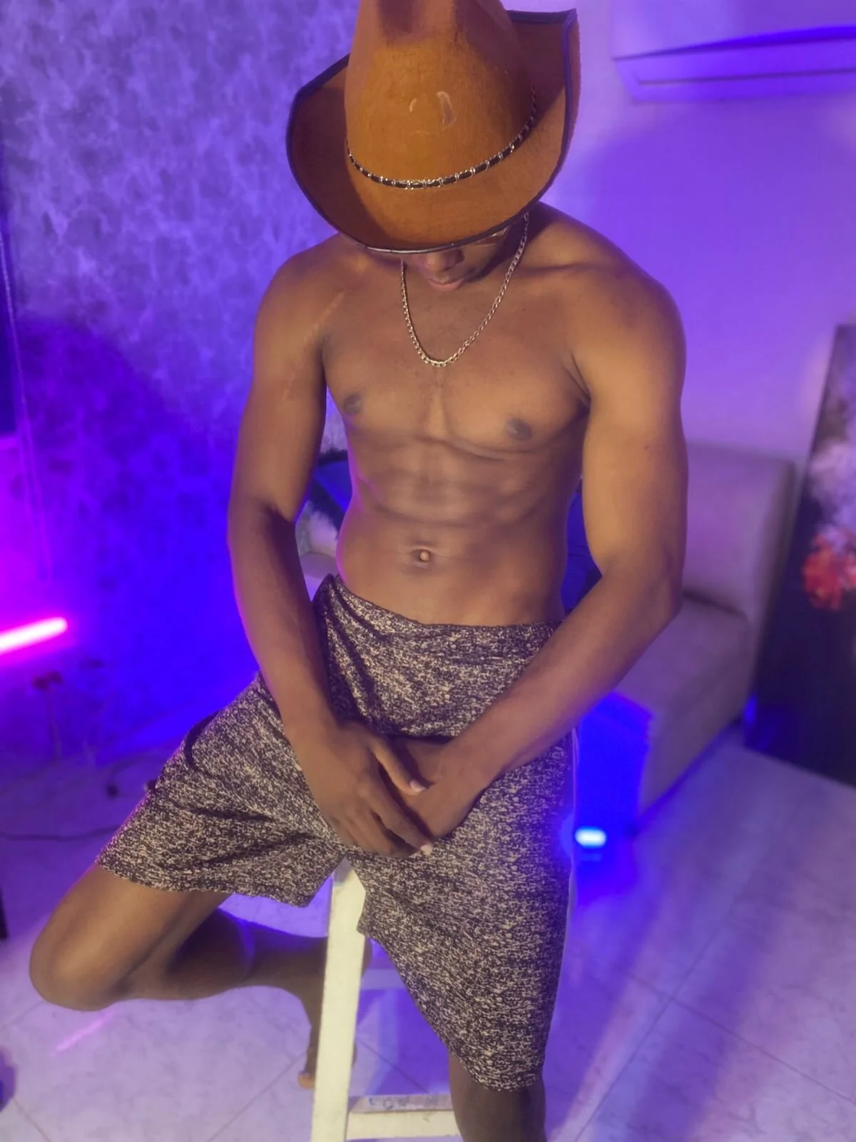 XXX Porn Photo of Nude mike_aly 15