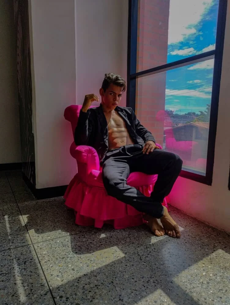 XXX Porn Photo of Nude Nijinsky_LatinBoy 20