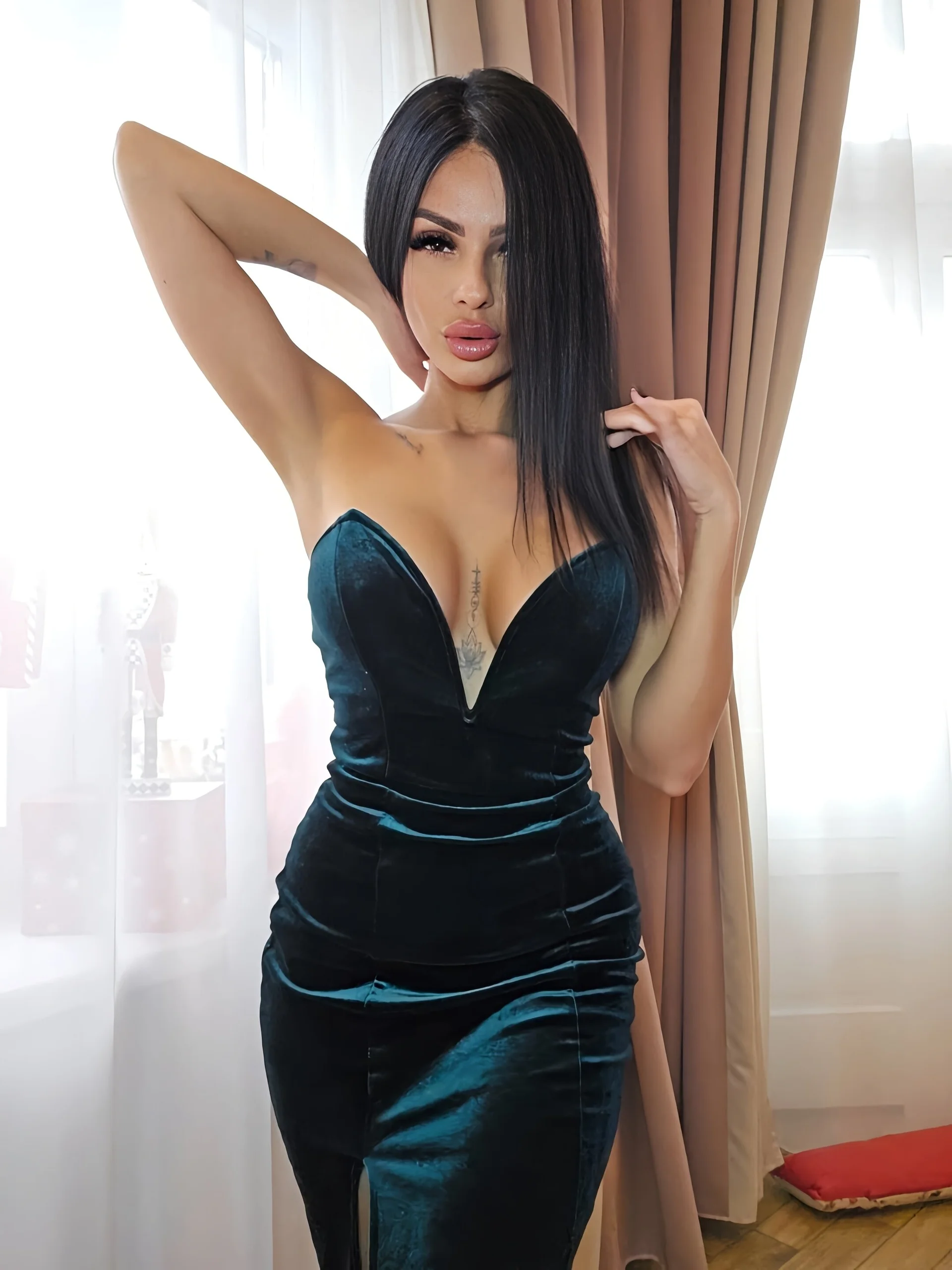 XXX Porn Photo of Nude Elle_Vie 21