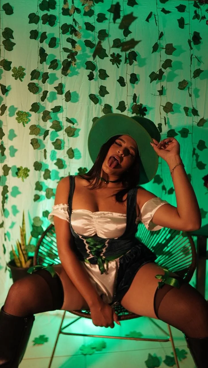 XXX Porn Photo of Nude zoey-fox 2