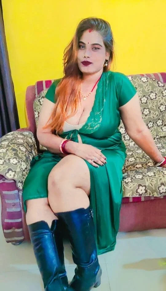 XXX Porn Photo of Nude Rashiqueen 5