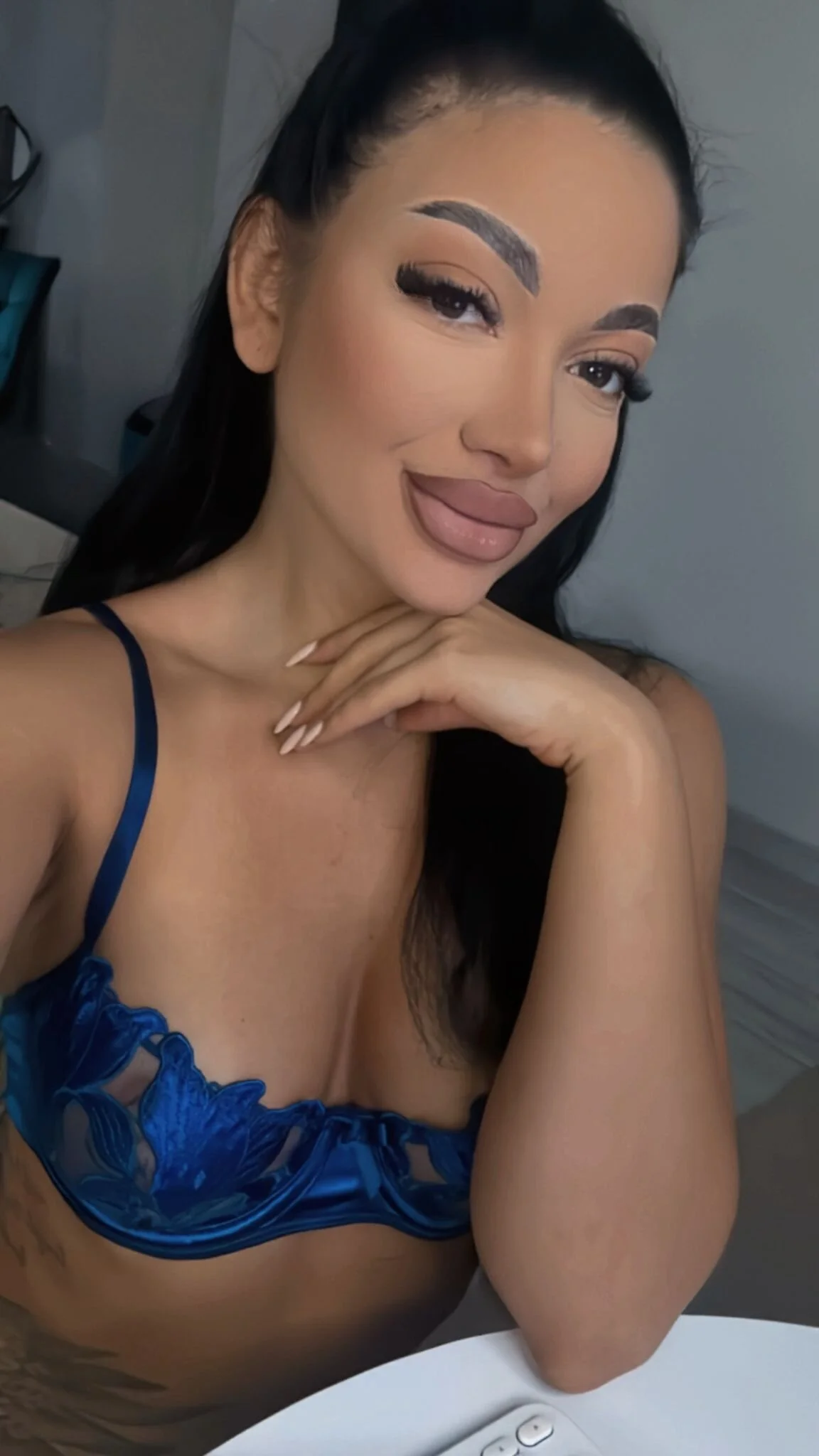 XXX Porn Photo of Nude juliexxx 25