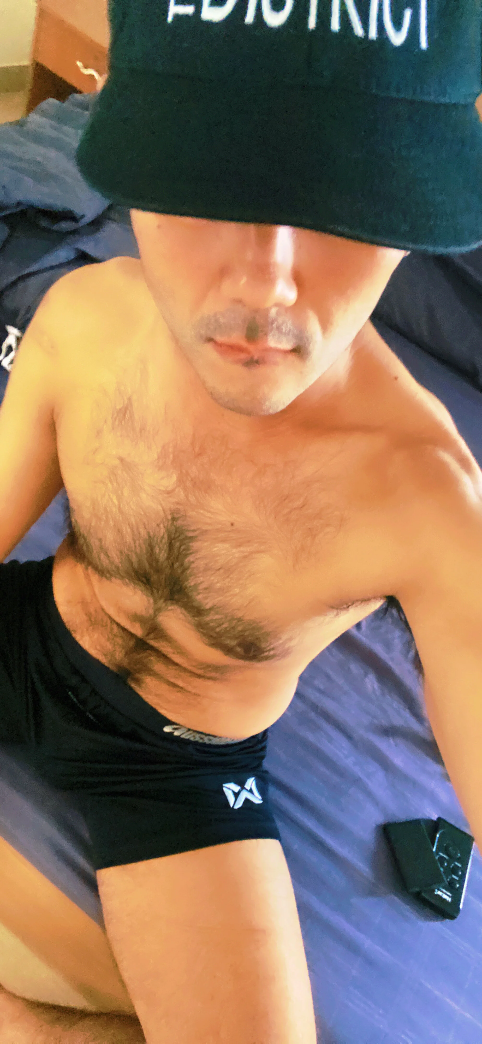 XXX Porn Photo of Nude ThaiHairryGuy 3