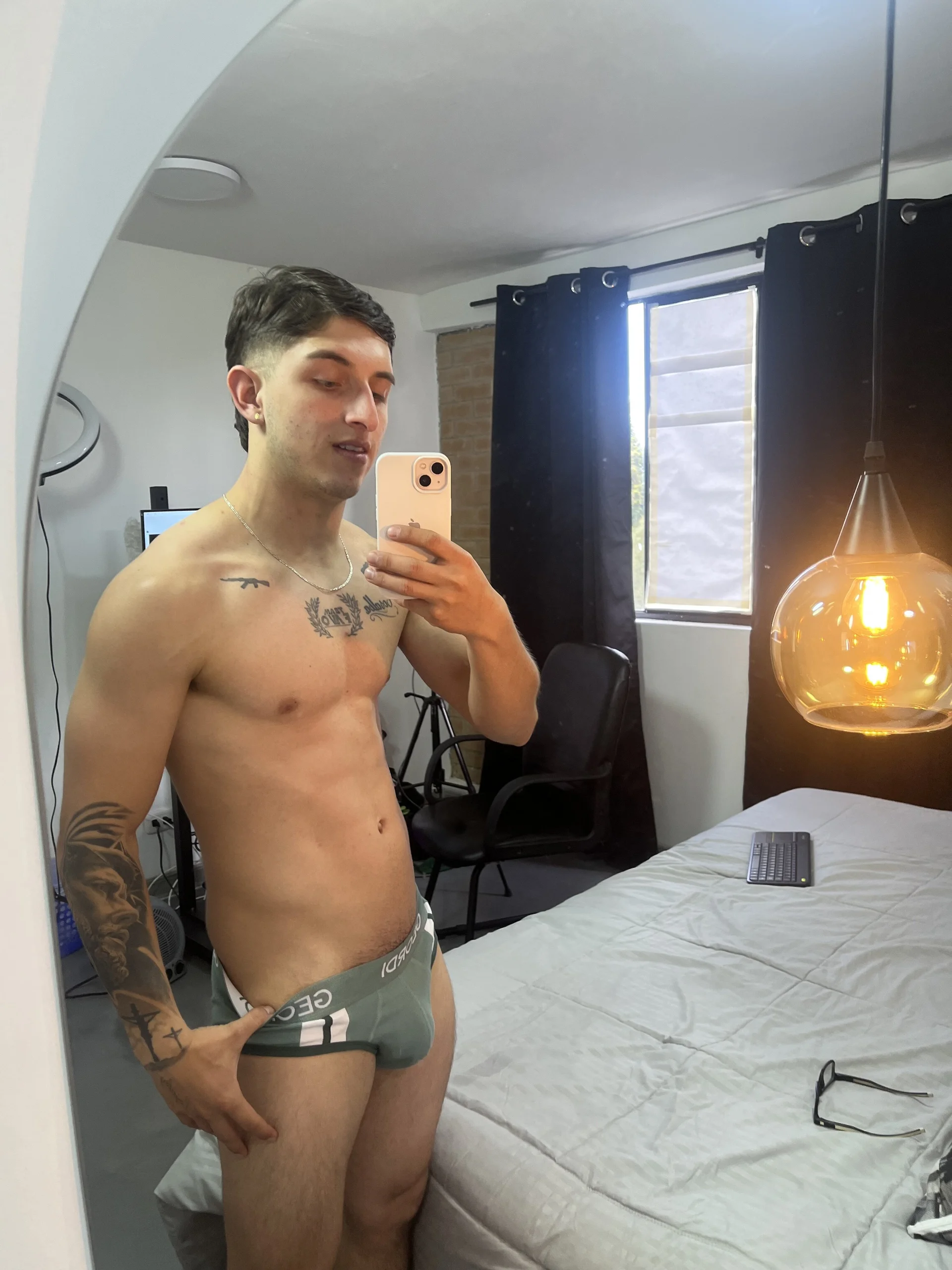XXX Porn Photo of Nude Calvin_Hunter 6