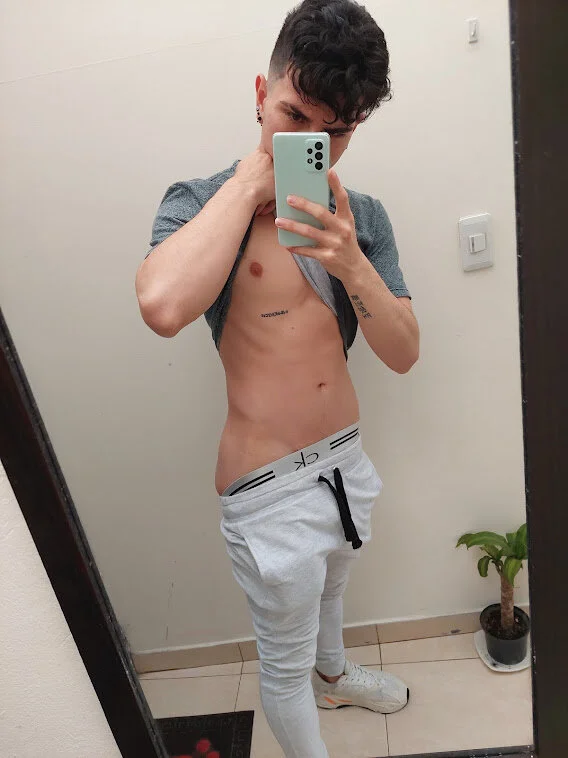 XXX Porn Photo of Nude LiamCossio_ 37