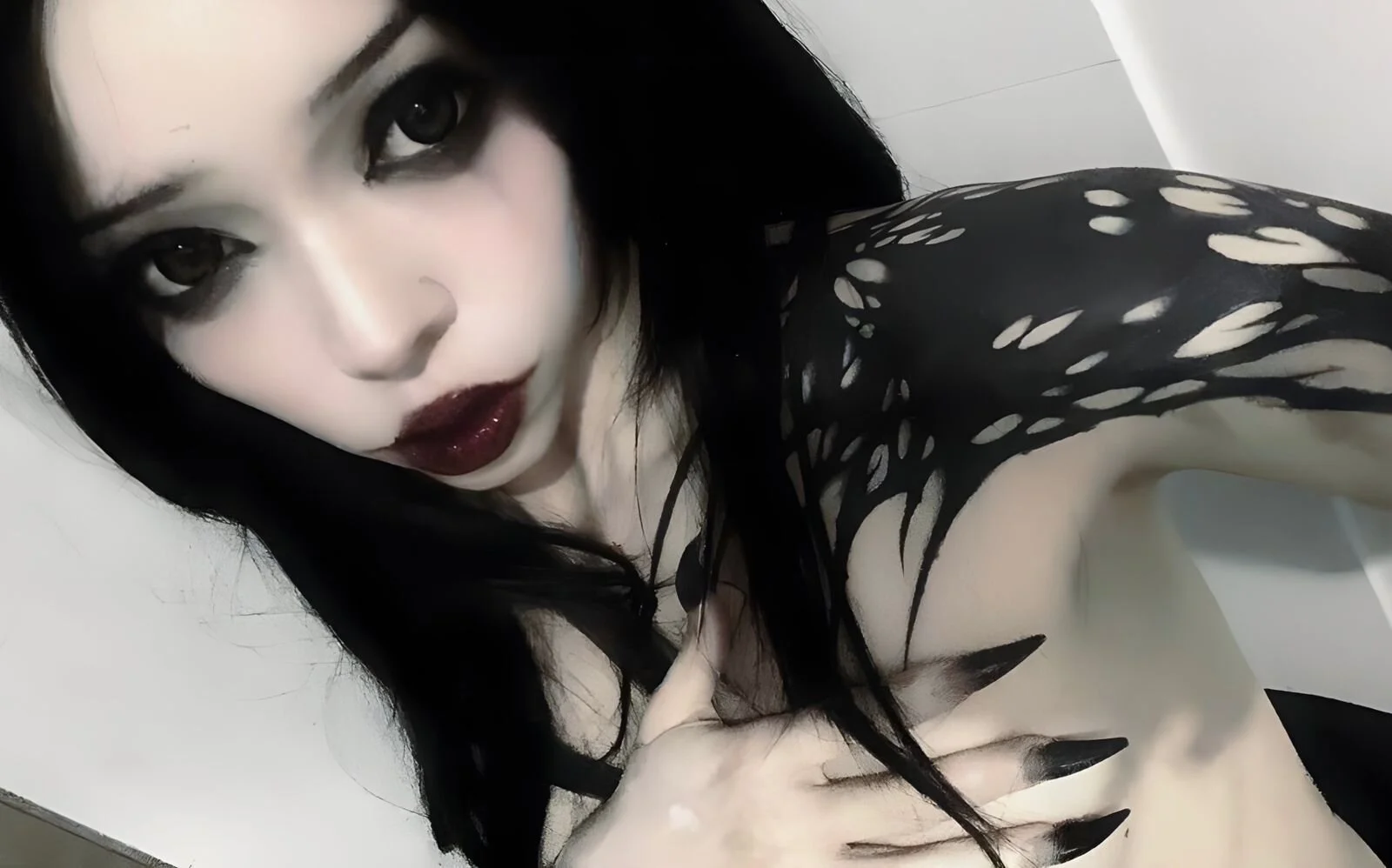 XXX Porn Photo of Nude Zombieeporcelainex 80