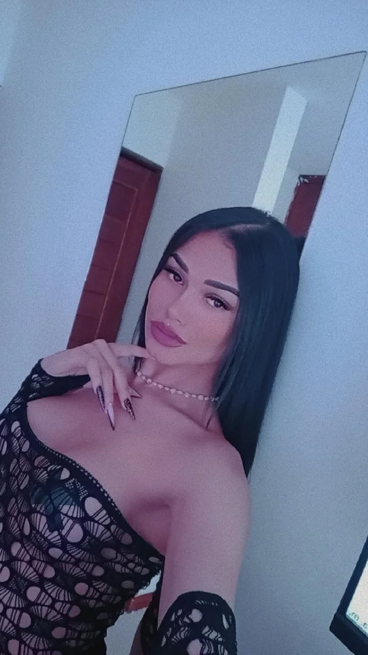 XXX Porn Photo of Nude alee_lenoxx 32