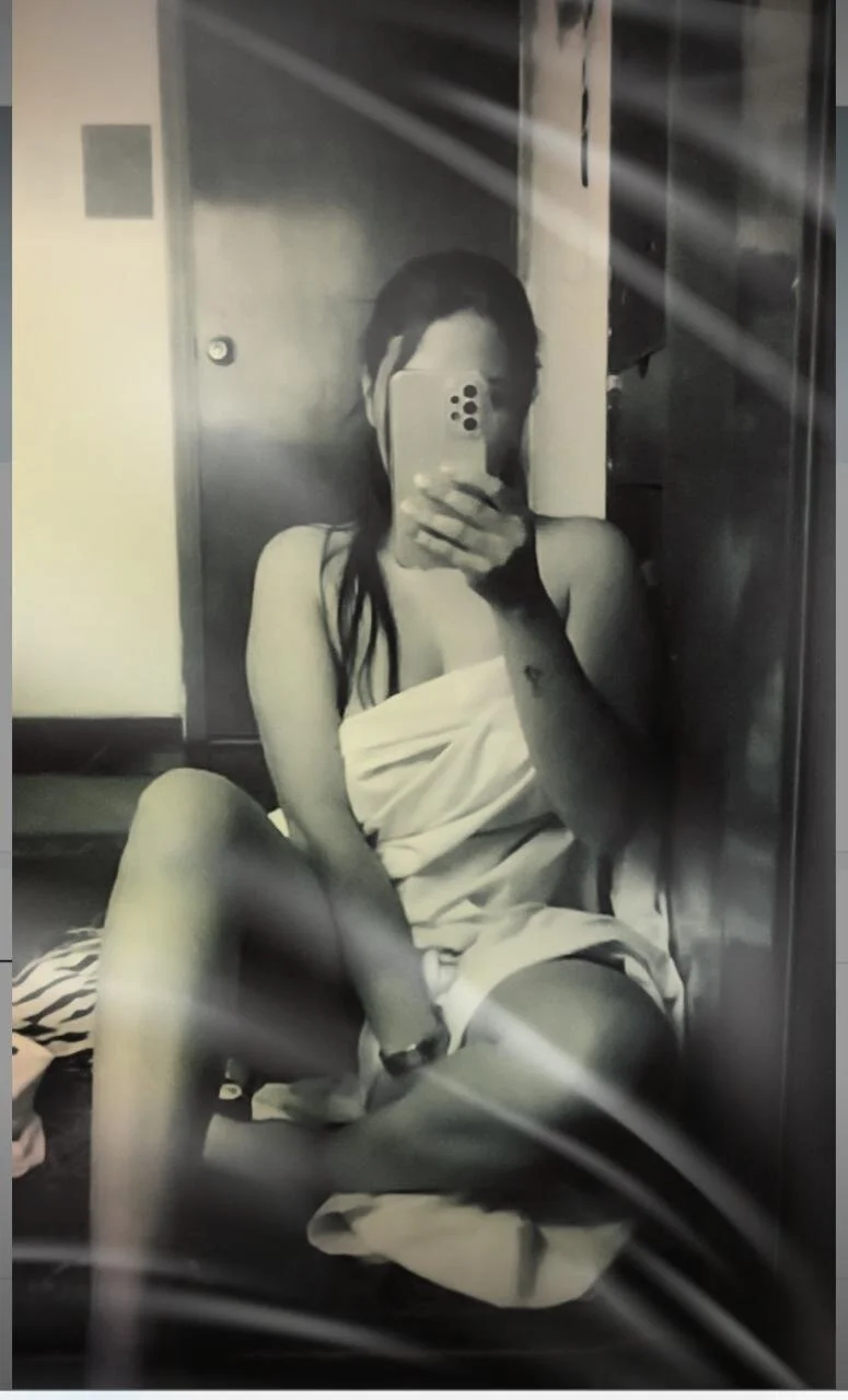 XXX Porn Photo of Nude Loren_Tay 8