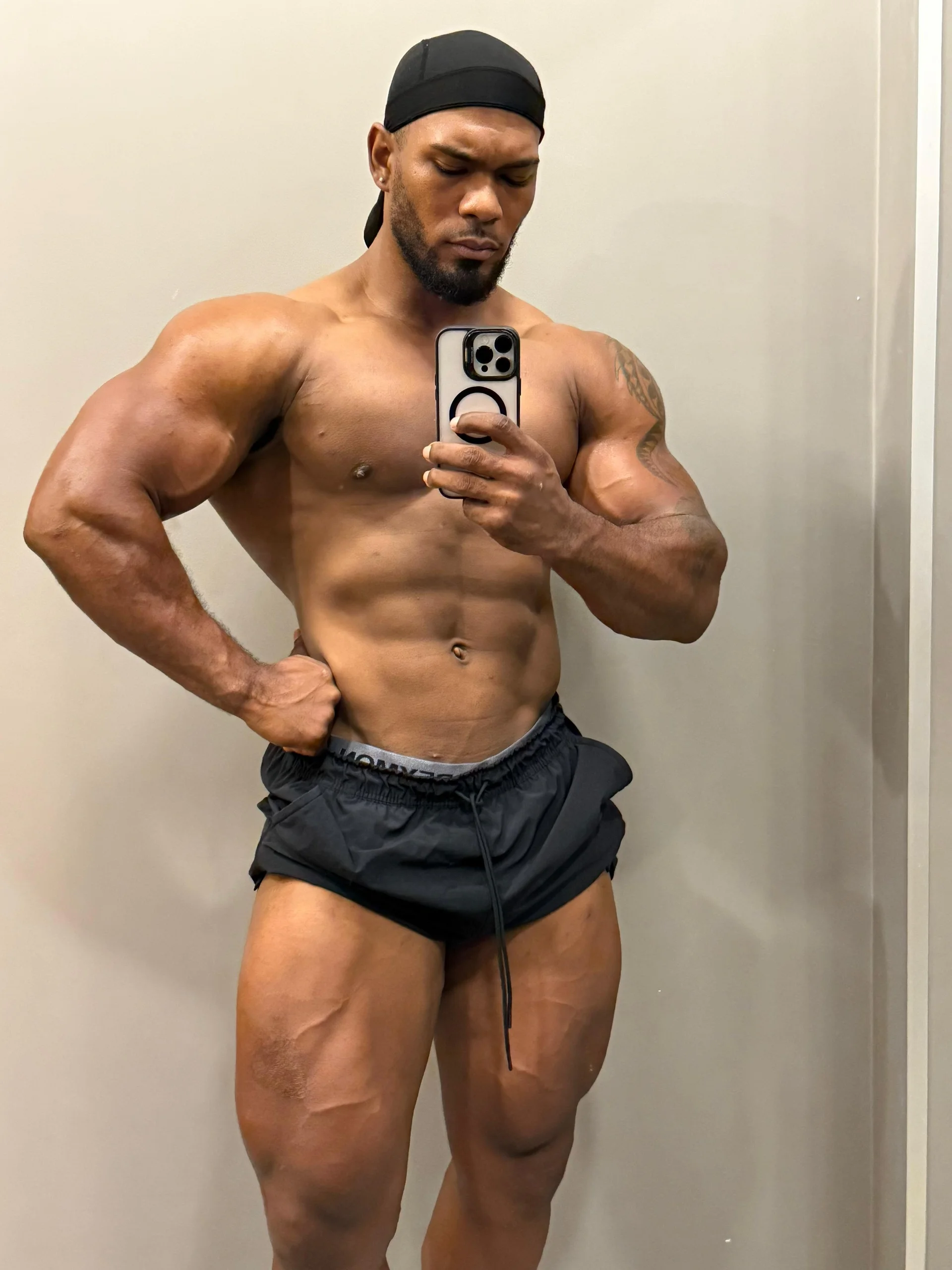 XXX Porn Photo of Nude Tyler_Waka01 13